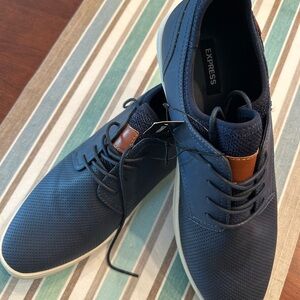 Express Men's Navy Blue Casual Shoes with Brown Accent 12